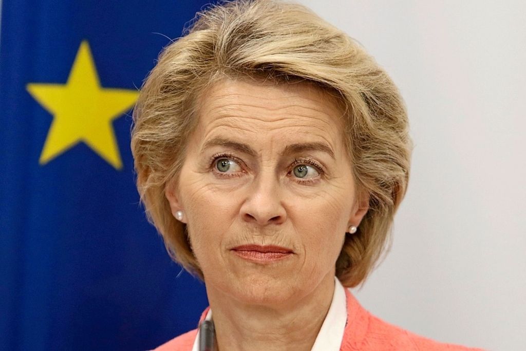 Ursula von der Leyen, la «surprise des chefs» pour succéder à Juncker