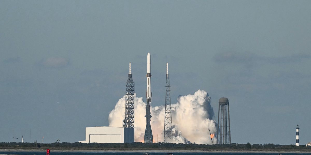 火星探査機で宇宙へ: Blue Origin が長さ 98 メートルのロケットで夢のスタートを切る