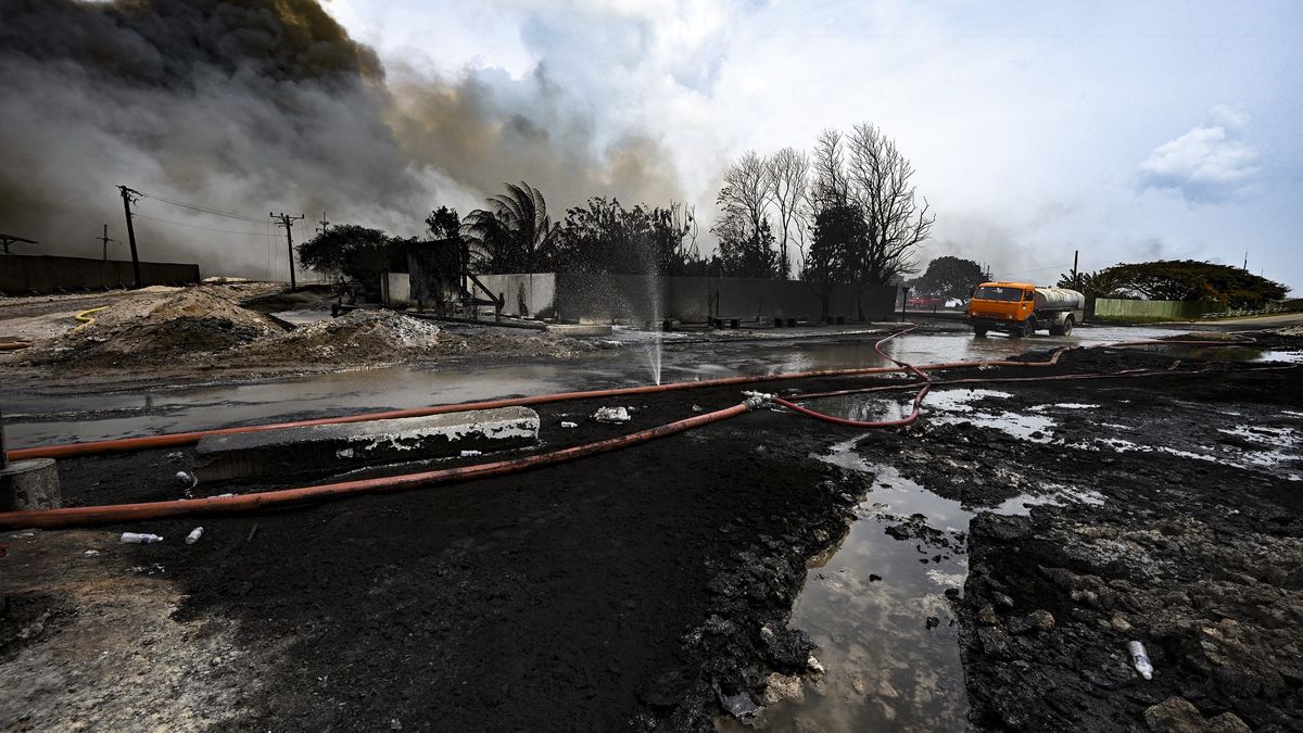 Cuba La lutte pour contenir l’incendie du dépôt pétrolier se poursuit