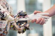 Robotik trifft Diagnostik: ABB und Roche arbeiten am Labor der Zukunft