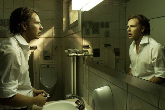 Seine Gedanken laufen Amok: Luk (Andreas Schnegg) braucht eine Auszeit.