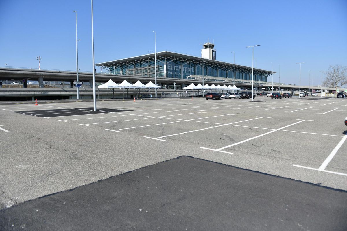 Parken Mit Hotell Am Basler-muehlhausen Flughafen www.bazonline.ch