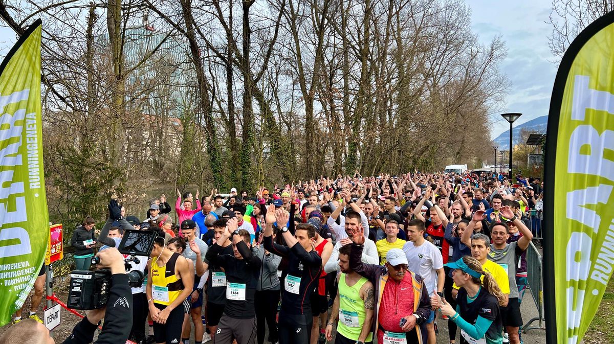 Entre l’Arve et les Vernets, comme un quai de gare à l’heure de pointe.