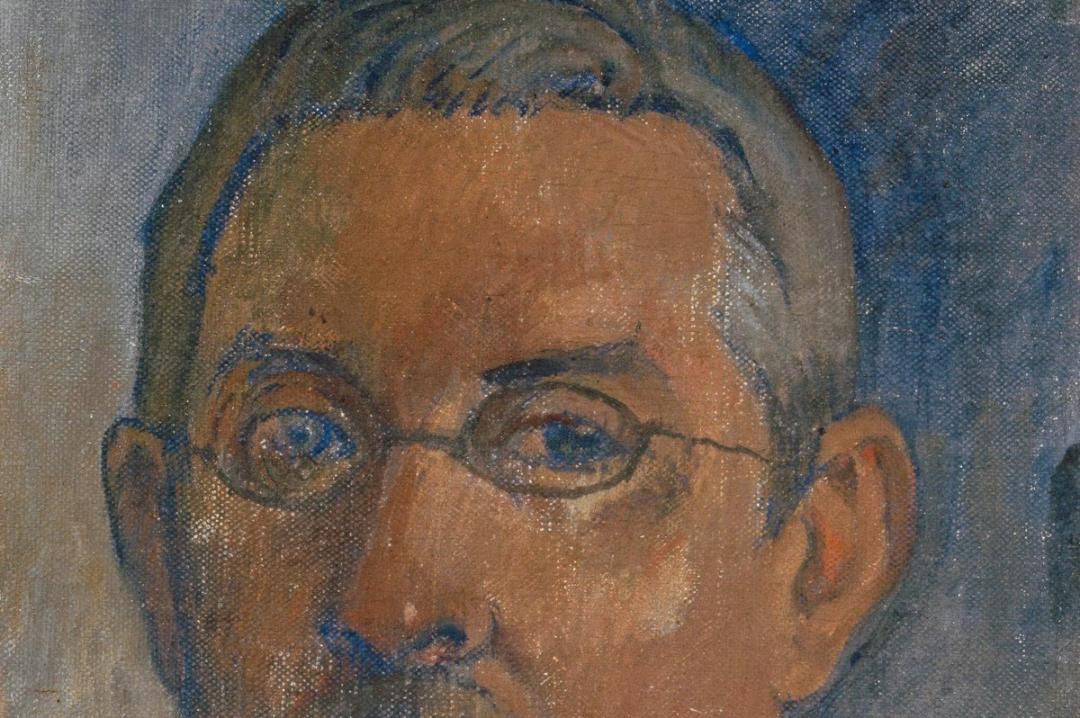 Portrait peint d’un homme avec des lunettes et des cheveux gris.