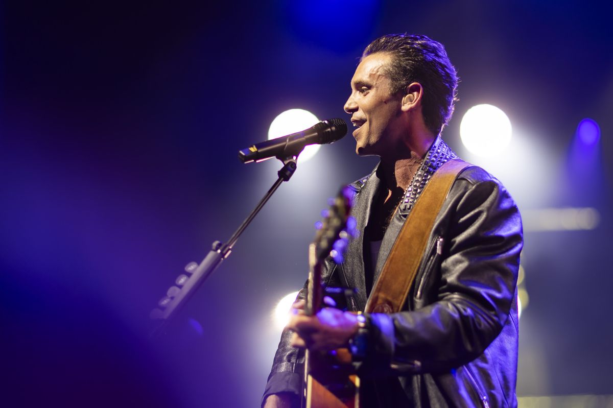 Swiss singer Bastian Baker performs on the Auditorium Stravinski stage during the 57th Montreux Jazz Festival (MJF), in Montreux, Switzerland Sunday, July 2, 2023 (KEYSTONE/Cyril Zingaro)