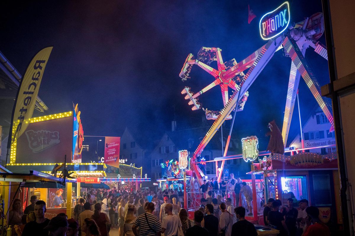 kleiner-daf-r-l-nger-w-denswil-ist-wieder-im-chilbi-rausch
