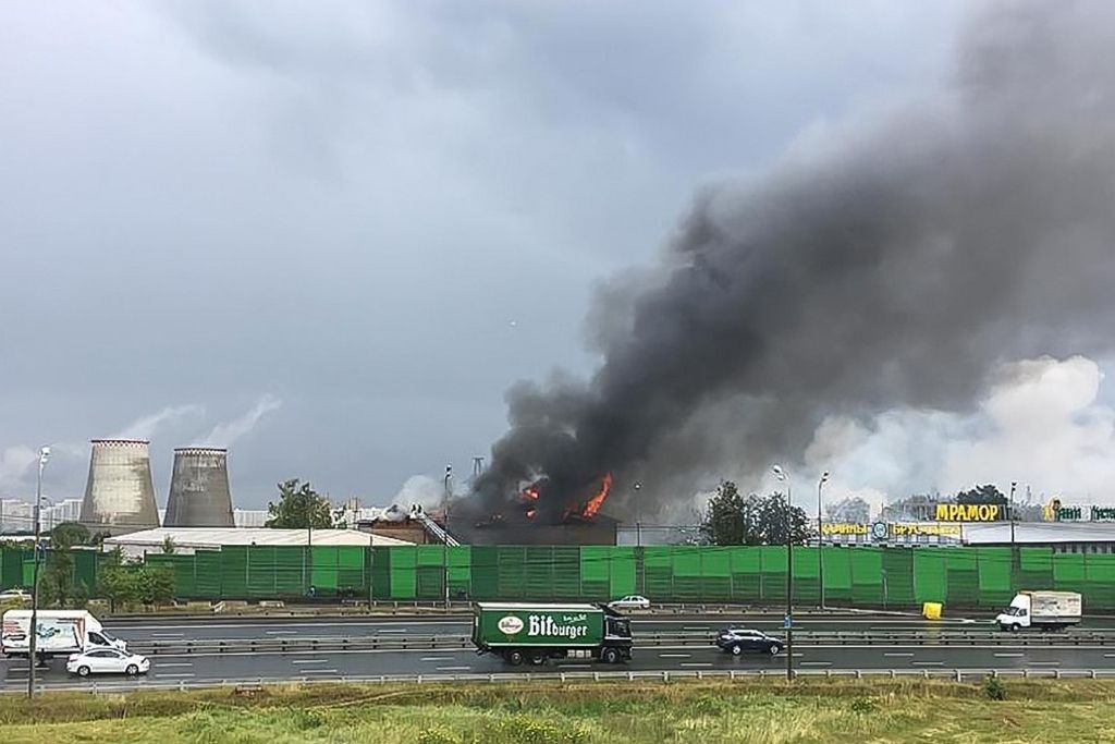 Incendie géant dans une centrale à Moscou