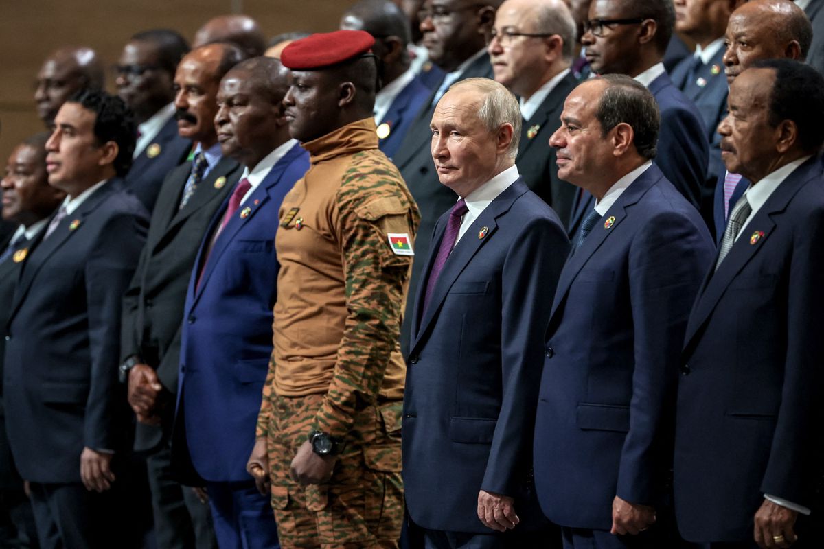 Russian President Vladimir Putin, African leaders and heads of delegations pose for a family photo at the second Russia-Africa summit in Saint Petersburg on July 28, 2023. (Photo by Mikhail TERESHCHENKO / TASS Host Photo Agency / AFP) / RESTRICTED TO EDITORIAL USE - MANDATORY CREDIT "AFP PHOTO / TASS Host Photo Agency / Mikhail Tereshchenko" - NO MARKETING NO ADVERTISING CAMPAIGNS - DISTRIBUTED AS A SERVICE TO CLIENTS