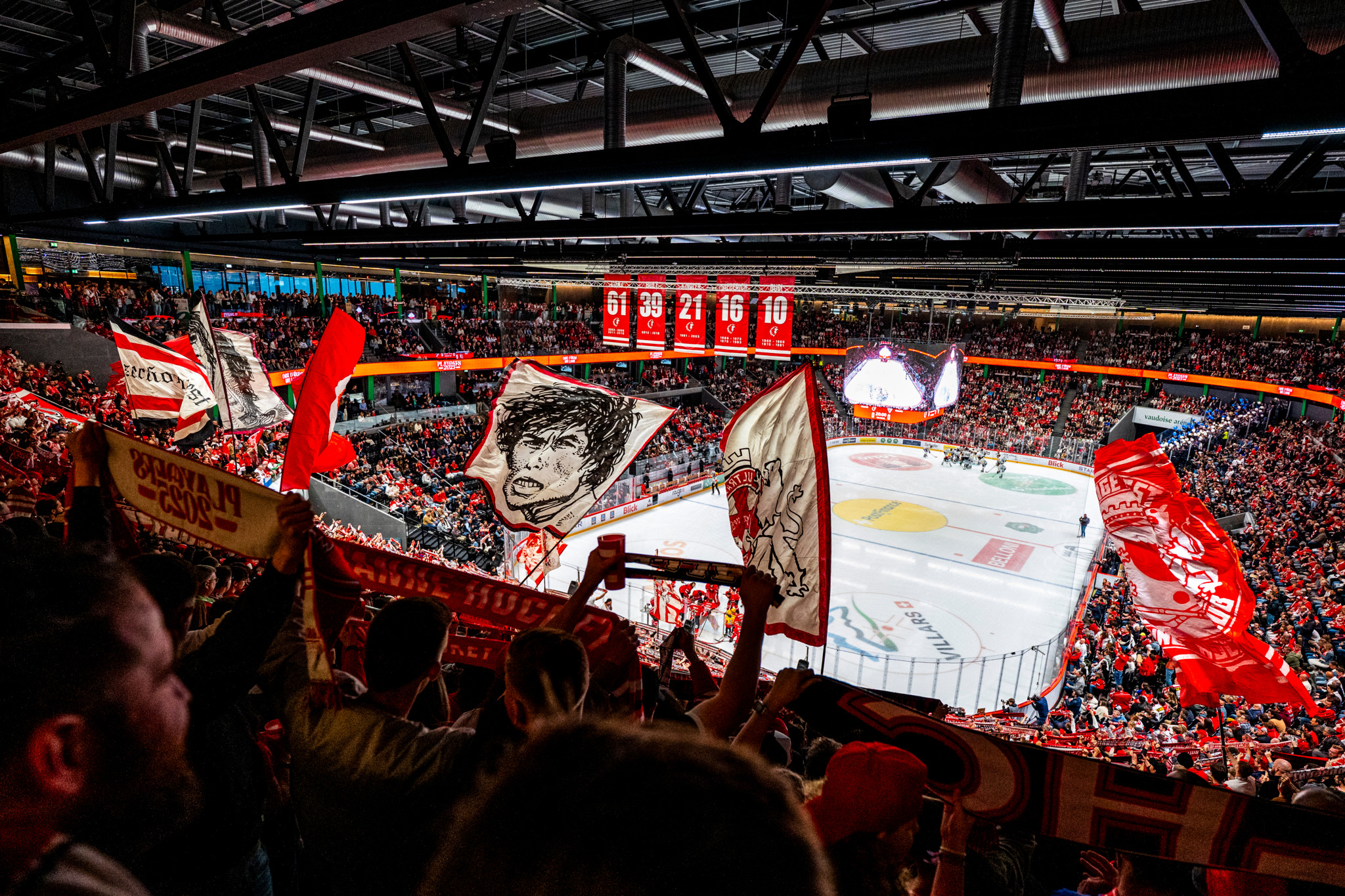 Best of 7, la chronique du hockey: Quand les patinoires romandes vous cassent les oreilles