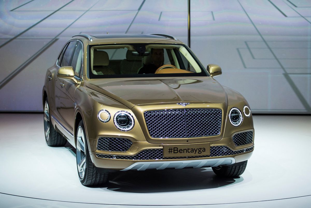 Un SUV Bentley Bentayga présenté au salon de l’automobile de Francfort en Allemagne en 2015.