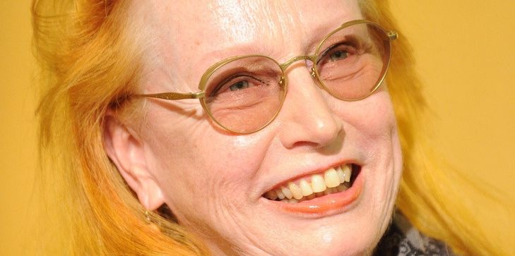 L'artiste allemande Rebecca Horn s'exprimant lors de la conférence de presse du 22e Praemium Imperiale à Tokyo, Japon, le 12 octobre 2010.