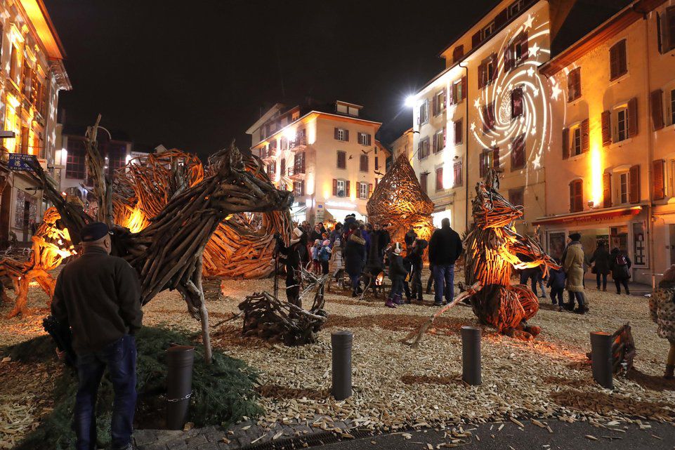 Les flottins illuminent Evian Tribune de Genève