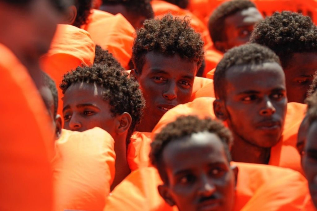 Des dizaines de migrants disparus dans la mer