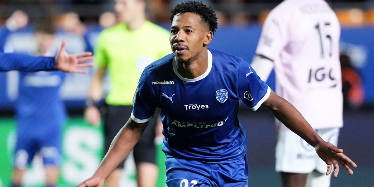 Transferger-cht-Der-FC-Basel-will-den-Torsch-tzenk-nig-der-Ligue-2-holen