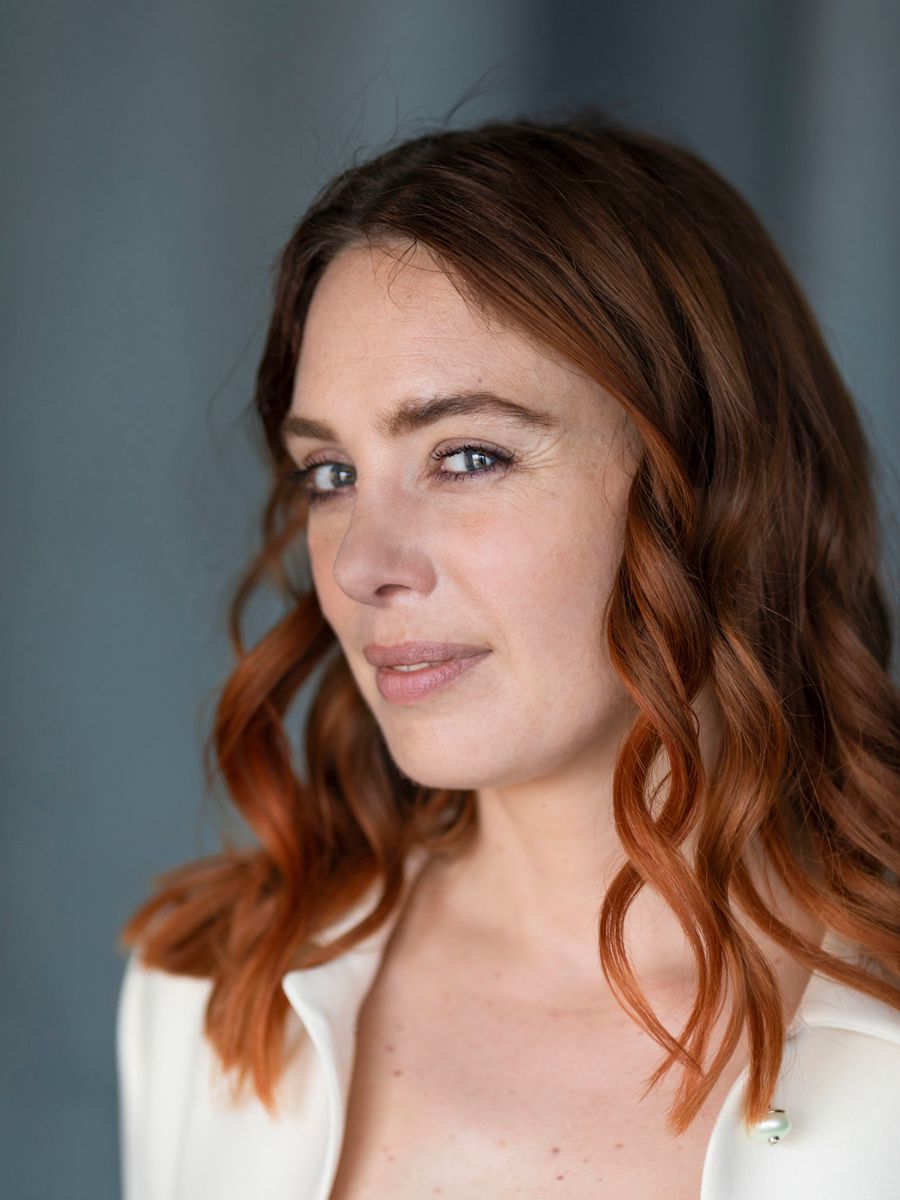 Laetitia Dosch, née le 1er septembre 1980 à Paris, est une comédienne, dramaturge et metteuse en scène franco-suisse. Photographiée le 25/05/2023 à Cannes