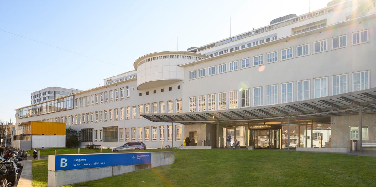 Nach-Megaverlust-2023-Unispital-Basel-kann-das-Ruder-bei-den-Finanzen-herumreissen
