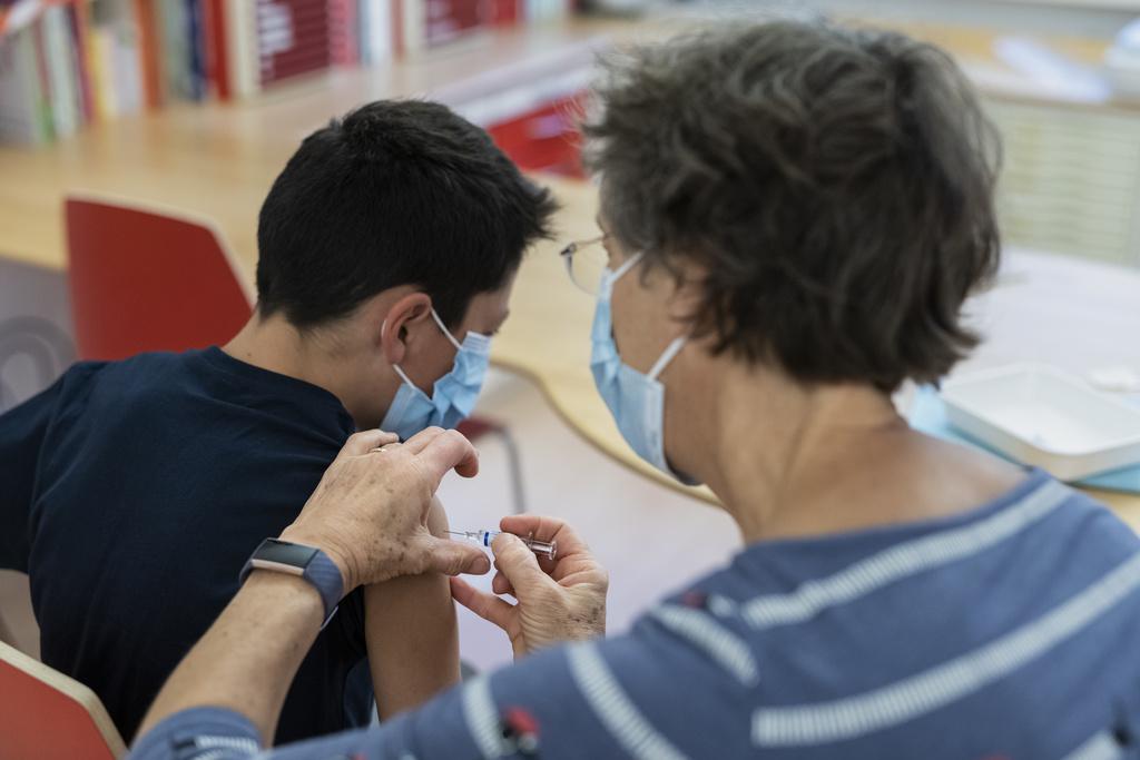 Le sérum de Pfizer sera bientôt proposé aux 5-11 ans en Suisse, confirme Berne ce mardi.