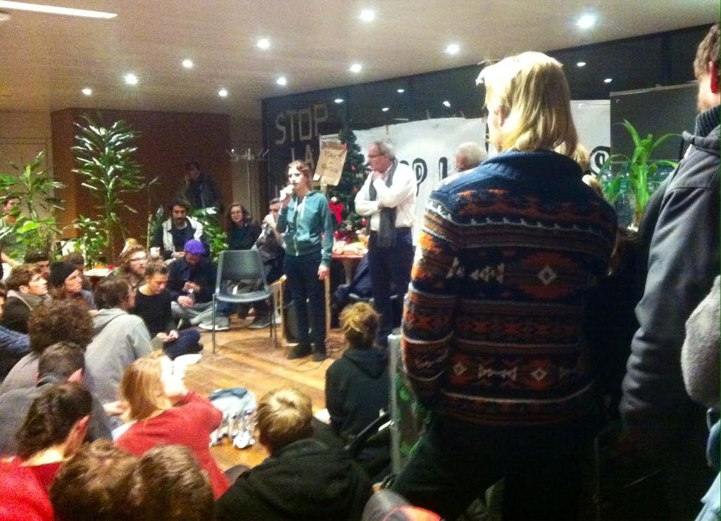 Des étudiants font plier le rectorat