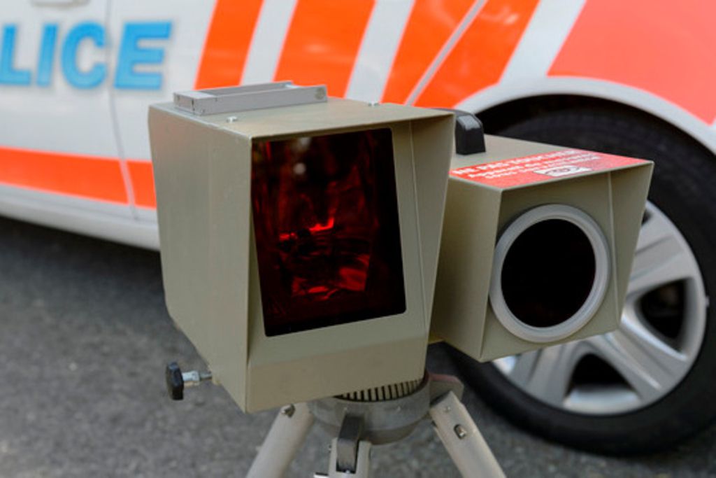 Il roule à plus de deux fois la vitesse autorisée