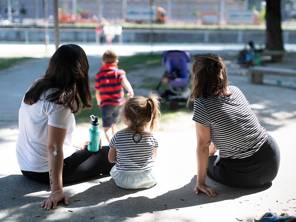 La procédure d’adoption est actuellement longue et coûteuse (image d’illustration).