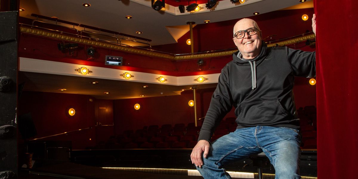 Beat Jost aus Schalunen singt als Opernchorist beim Theater Orchester Biel Solothurn mit. Er hat dafür 200 Termine pro Jahr. 