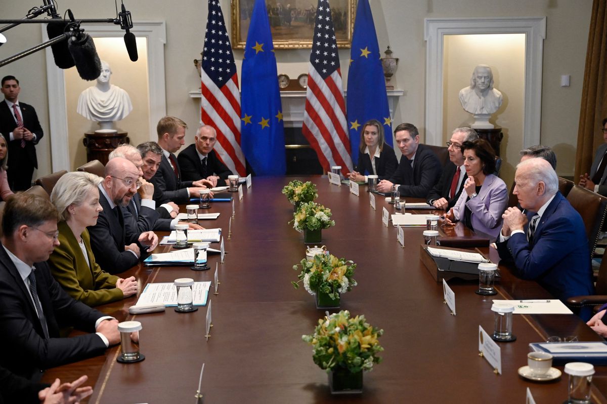 US President Joe Biden (R) meets with EU Commission President Ursula von der Leyen (2nd L) and European Council President Charles Michel (3rd L) during the EU-US summit at the White House in Washington, DC on October 20, 2023 (Photo by OLIVIER DOULIERY / AFP)