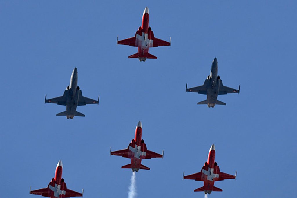 Une caméra s'écrase dans l'aire d'arrivée