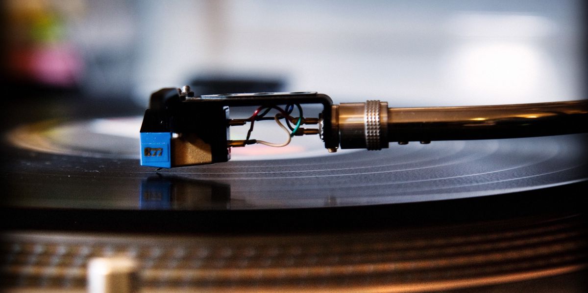 Stromae: l&rsquo;IA dans la musique vue par un auteur de 82 ans