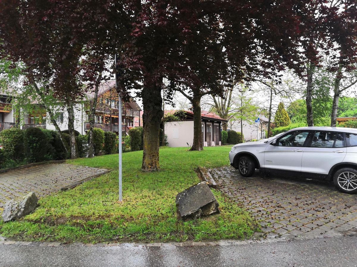 La petite place de Brunes, à Bardonnex, où l’installation d’un écopoint enterré a fait l’objet d’un référendum.
