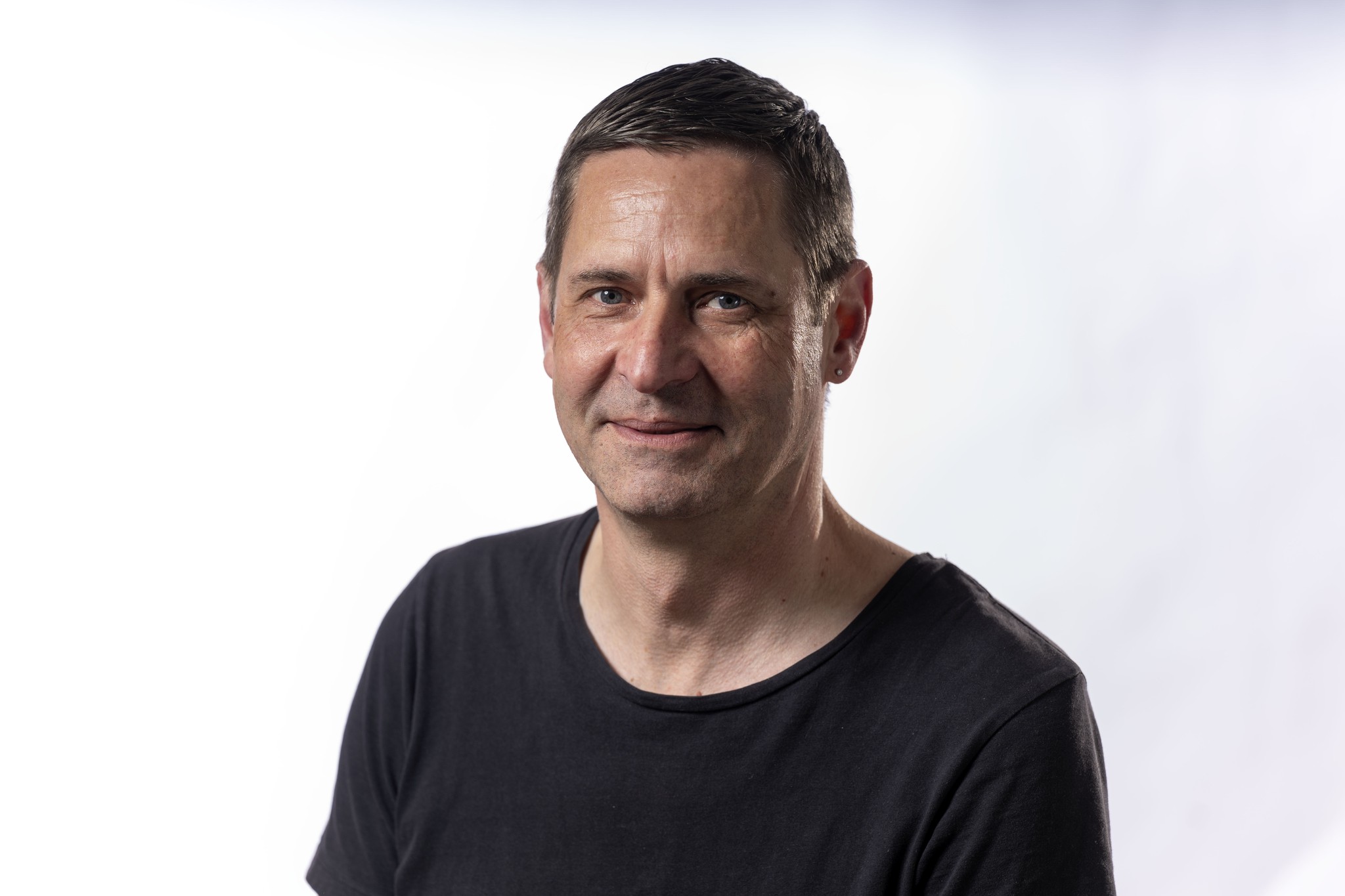 Sam Hallam: Schwedischer Nationaltrainer wird Servette-Coach | Tages ...