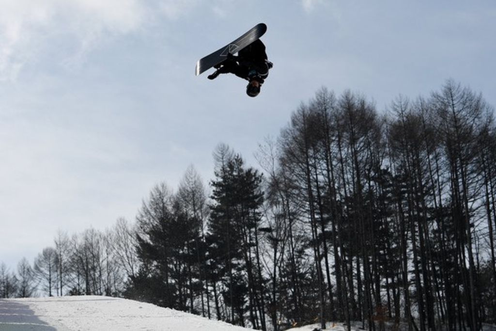 Des Suisses bronzés et argentés en half-pipe