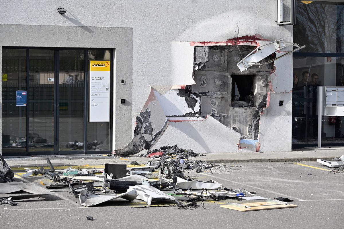 Attaque à l'explosif d’un bancomat de la Poste d'Yvonand.