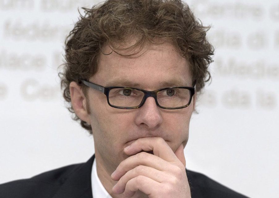 SGB-Chefökonom Daniel Lampart sagt: «Der Franken ist nach wie vor stark überbewertet.» (Bild vom 11. Juni 2013)