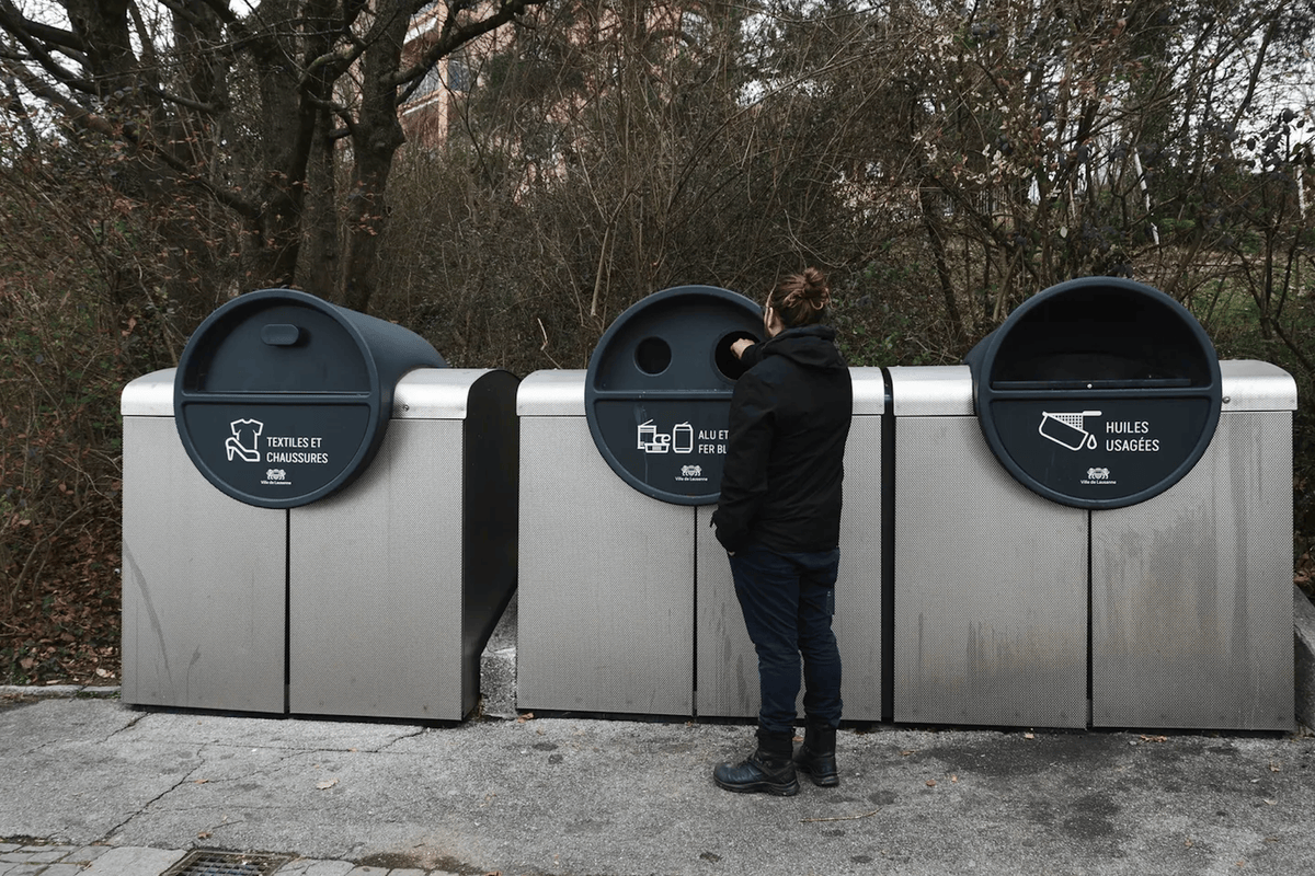 Quand la surveillance s’invite jusque devant nos poubelles