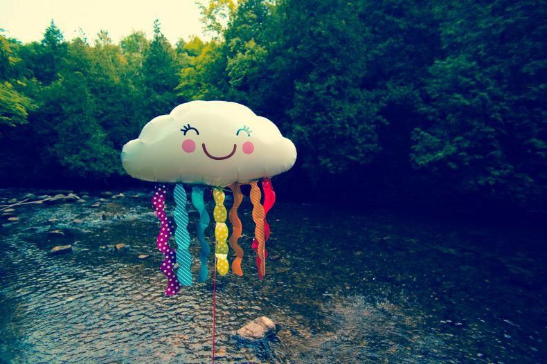 «S'il est très bénéfique de chercher à se donner un peu courage ou d’élan supplémentaires, lorsqu’on se sent triste ou démotivé, il ne faudrait pas que cela devienne une forme d’évitement.» - Brigitte Favre, psychologue et psychothérapeute FSP