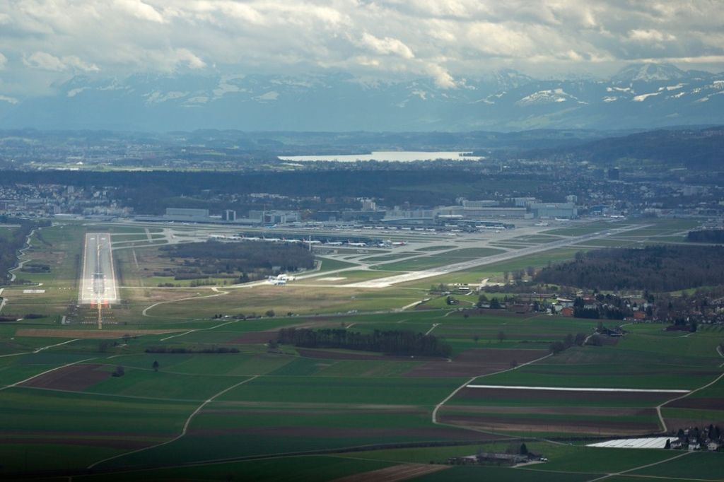 Keine Südanflüge am Nationalfeiertag