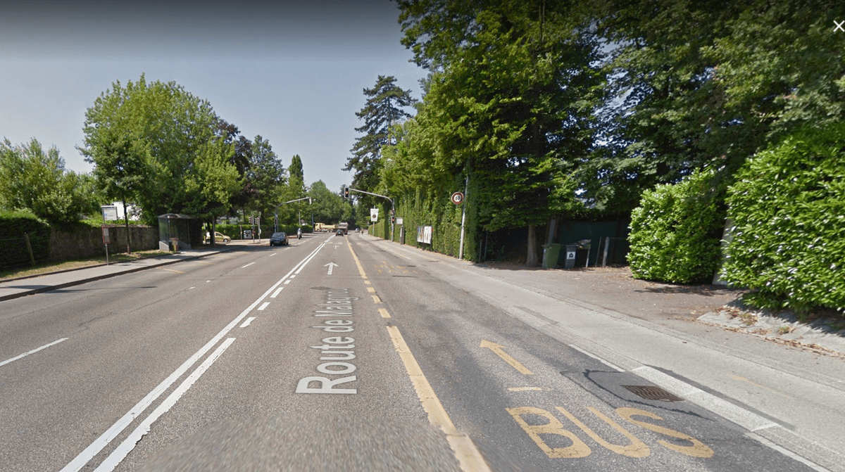 Le choc a eu lieu à la hauteur du numéro 143 de la route de Malagnou.