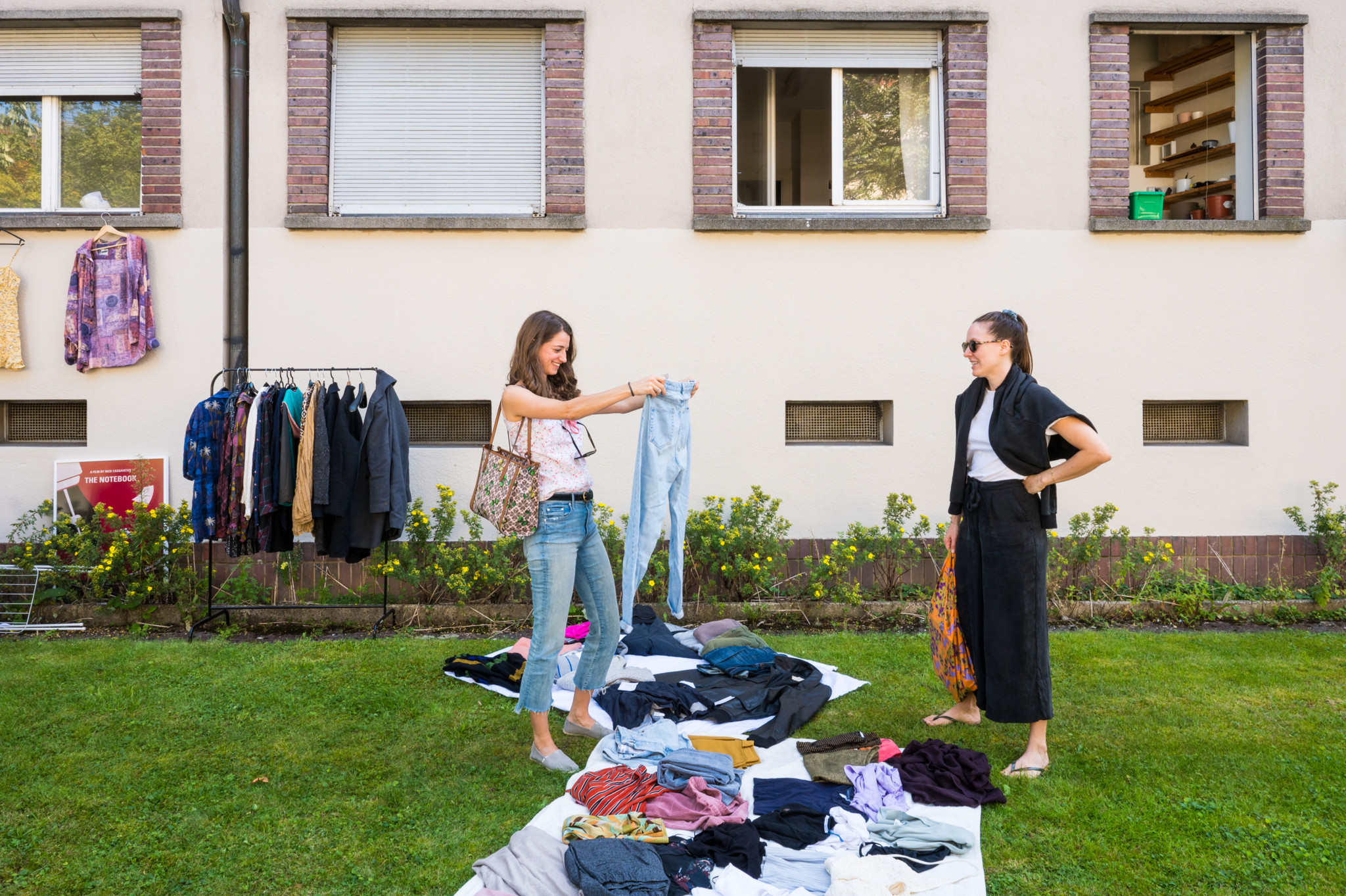 Eine Hose, die glücklich macht? Es sieht ganz danach aus, als hätten sich hier zwei gefunden.