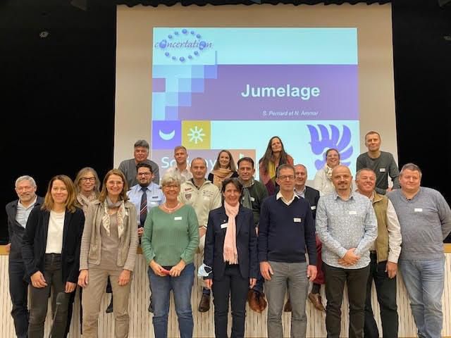 Les 5 et 6 novembre 2021, des délégations des communes de Satigny et d’Arlesheim se sont rencontrées afin de préparer l’officialisation de leur futur jumelage.