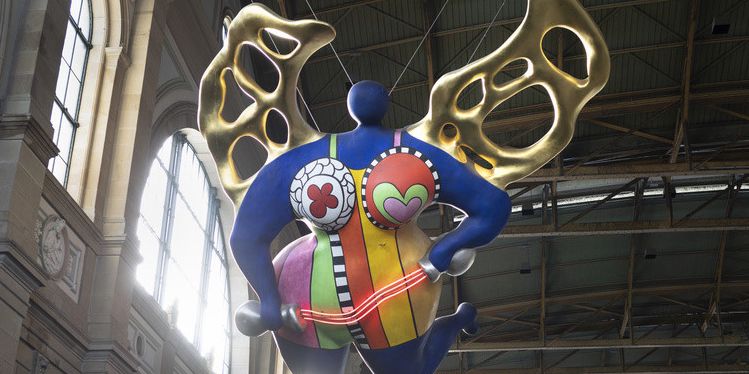 Das Kunstwerk ''L'ange protecteur'' (der Schutzengel) von Nikki de Saint Phalle, fotografiert am 8. Mai 2021 im Zuercher Hauptbahnhof. (KEYSTONE/Gaetan Bally)