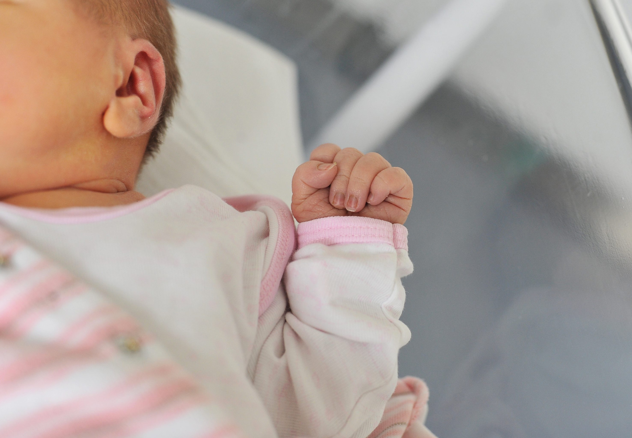 «Apropos» – der tägliche Podcast: Frauen in der Schweiz bekommen immer weniger Kinder – lässt sich das aufhalten?