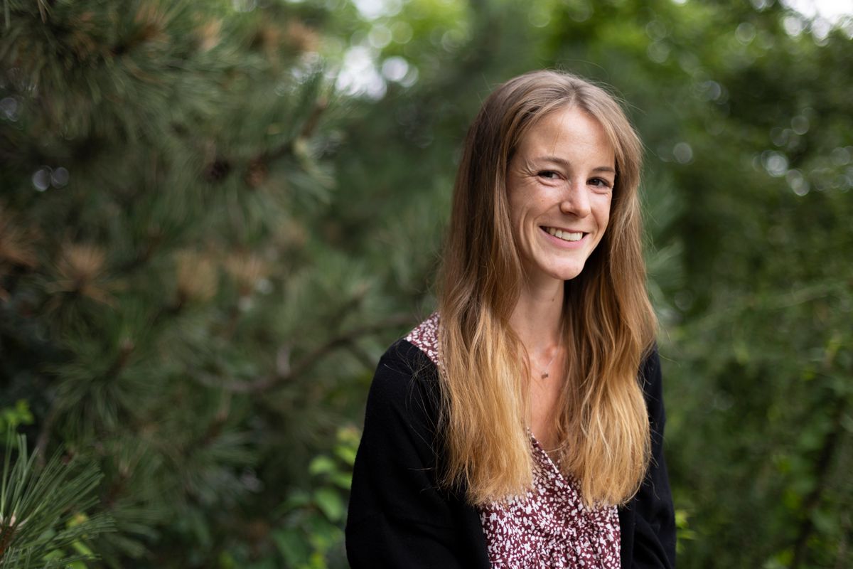 Anorexie, Flavia Meier
*«Du musst nur wollen – ich könnte schreien, wenn ich das höre»* Flavia Maier litt 12 Jahre lang an Anorexie. Für die Klinik war sie zu krank, für das Spital zu gesund. Und die Eltern verzweifelt. Sie erzählt, wie sie es trotzdem geschafft hat. «Kämpfen lohnt sich», sagt sie.
17.07.2024
(RAHEL ZUBER/TAGES-ANZEIGER)