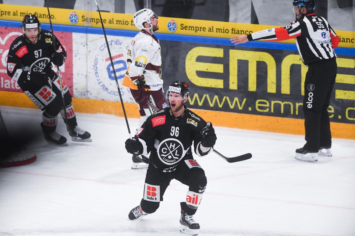 Justin Abdelkader jubile.  Il vient d’ouvrir le score pour le HC Lugano . Deux heures plus tard, Genève-Servette sera en vacances. (KEYSTONE/Ti-Press/Alessandro Crinari)