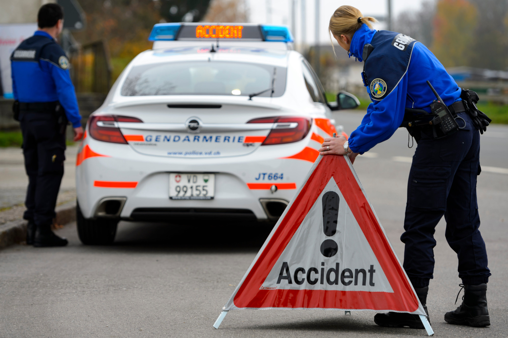 Accident près de Bex: Un piéton meurt percuté par une voiture sur l’autoroute A9