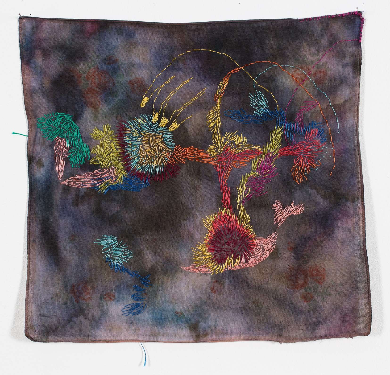 «Sueur, amour et larmes», broderie sur mouchoir. 2023