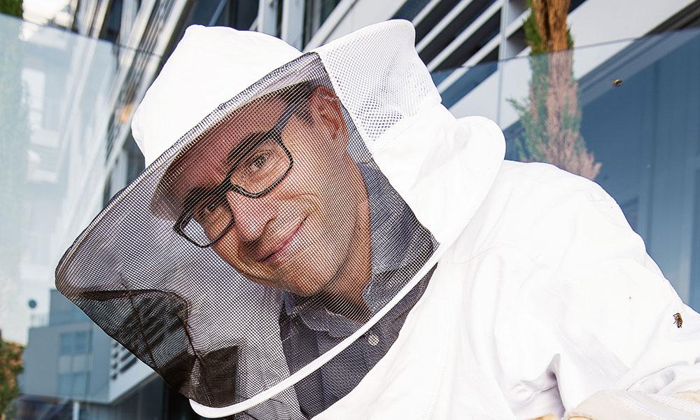 Nicolas Marsault était engagé à plein-temps quand il a démarré Bees4You.