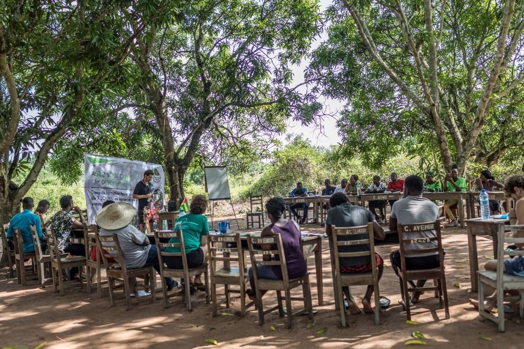 Un camp d'entraînement intensif à l'agriculture bio