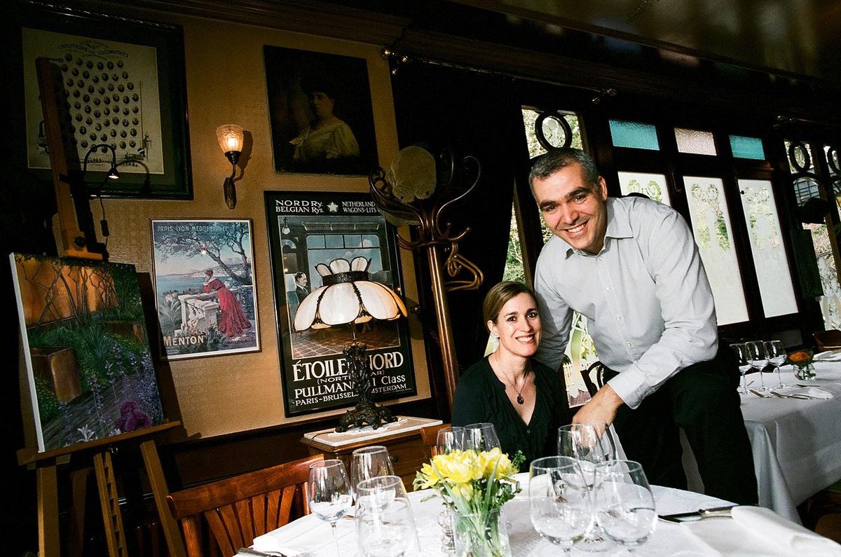 Pedro et São de Matos animent le Buffet de la Gare de Céligny. 