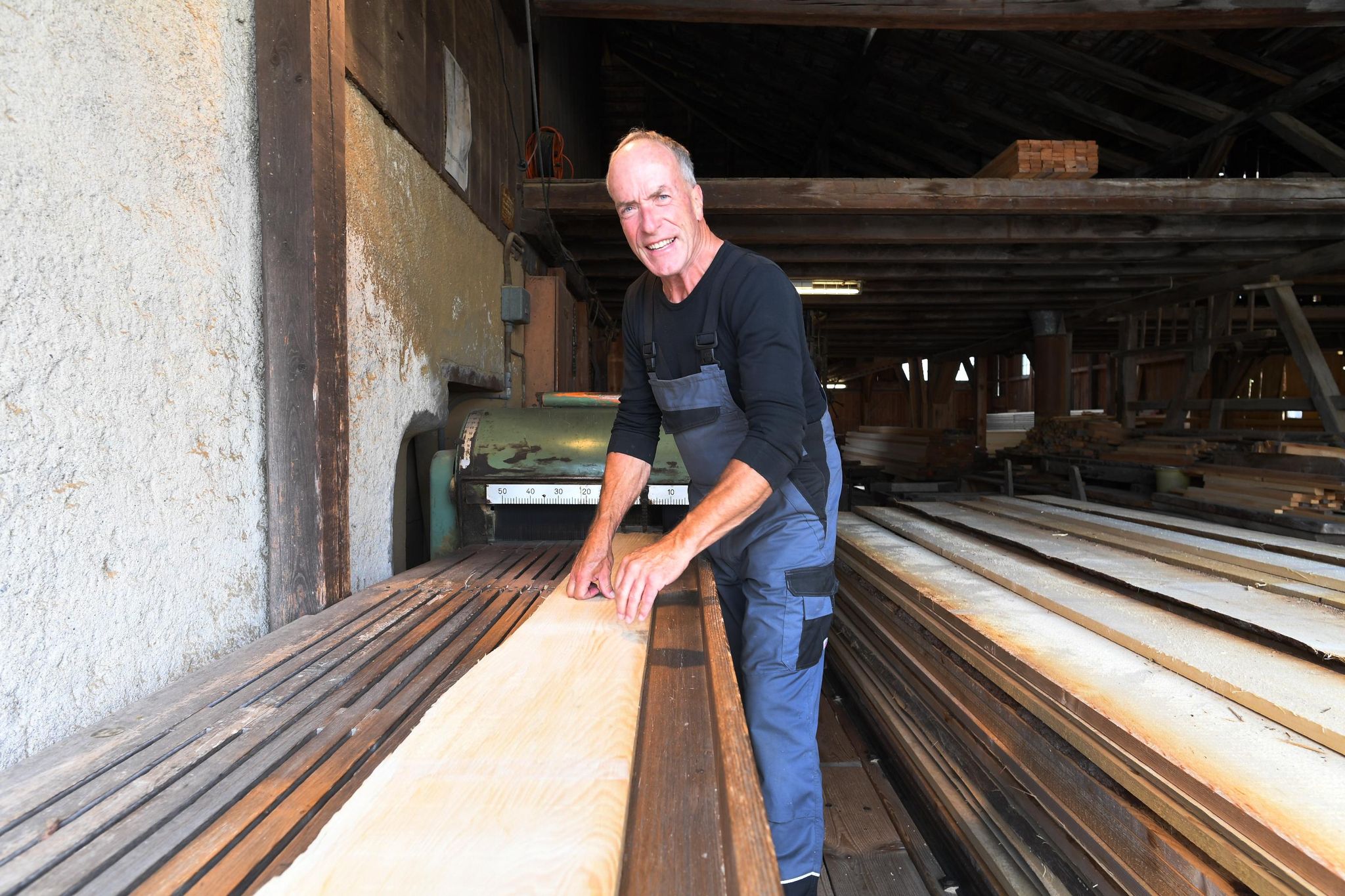 Martin Surbeck in seiner Sagi in Hettlingen.