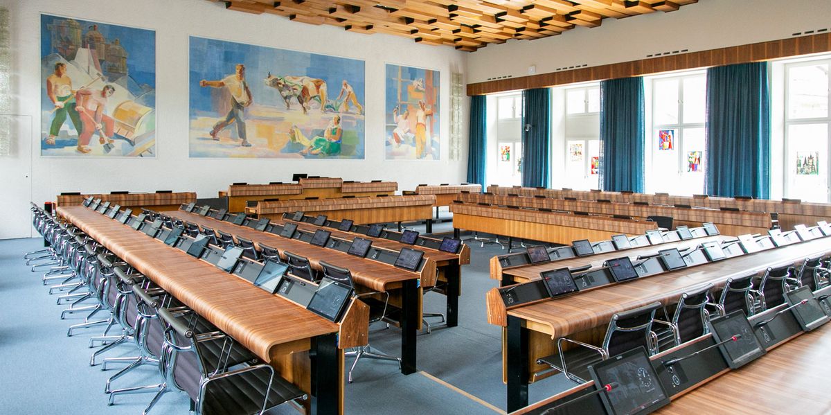 Deckensturz-im-Regierungsgeb-ude-BL-Neben-den-technischen-M-ngeln-kommt-jetzt-auch-etwas-anderes-zum-Vorschein